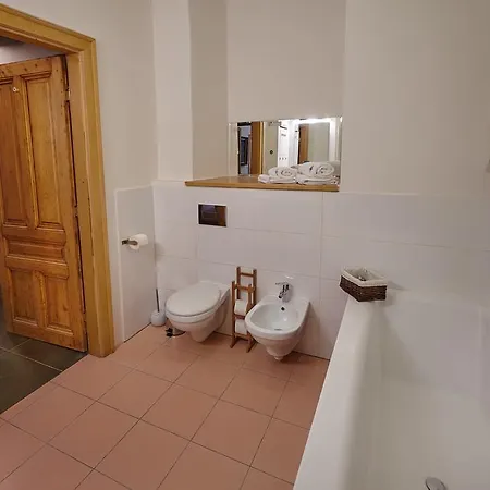 Queen Bee Apartments Prague Room photo